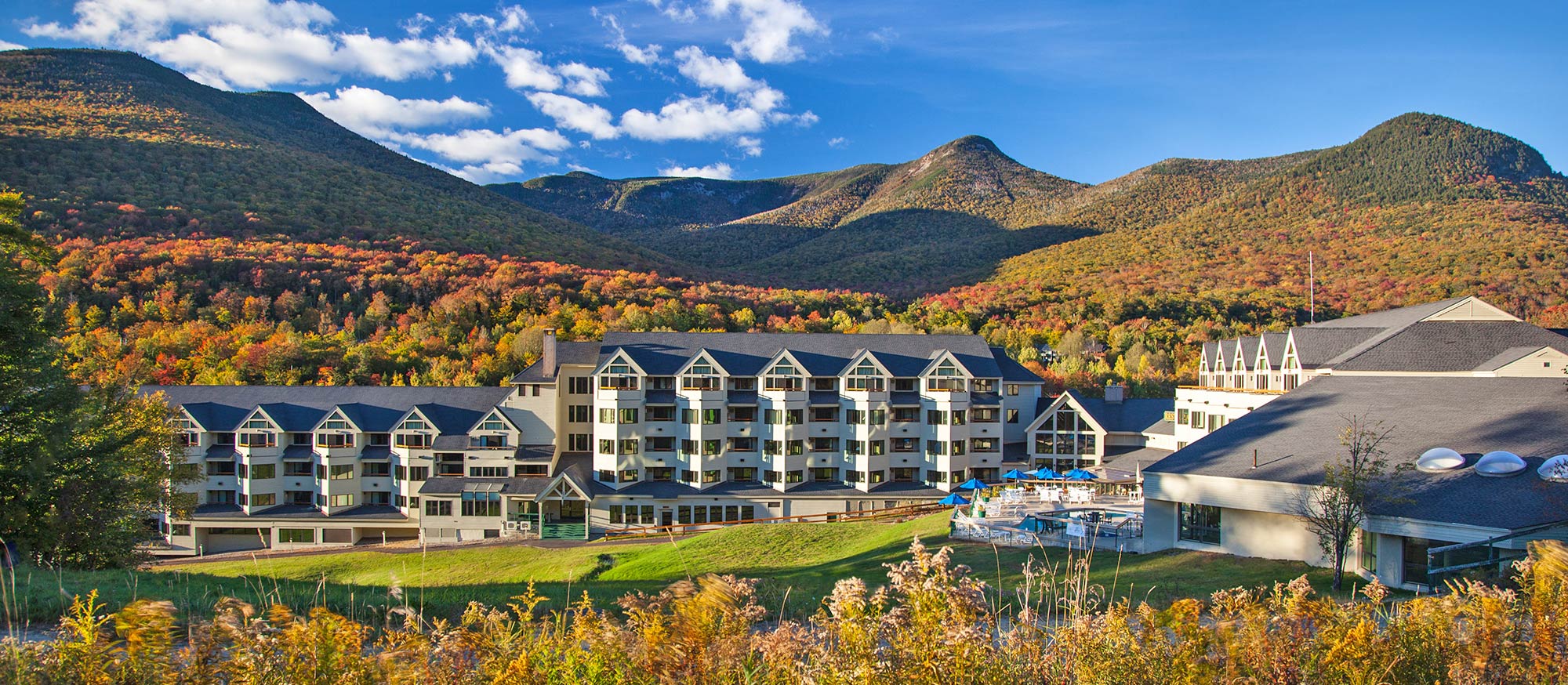 Best Hotels for Thanksgiving in the White Mountains - Mountain Club on Loon